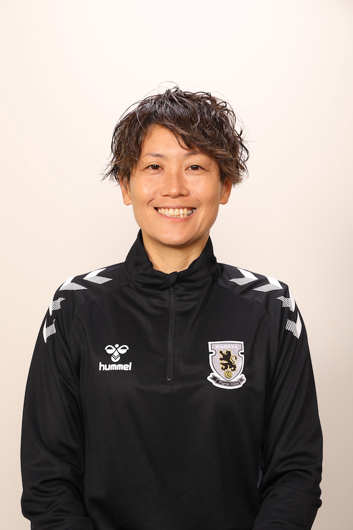 山田コーチ