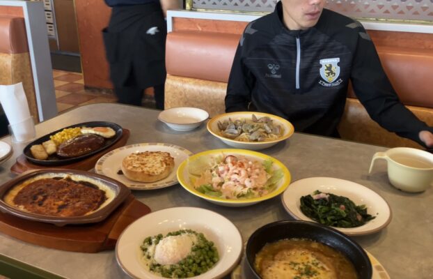【桑名校】四日市校の竹村コーチとランチへ！