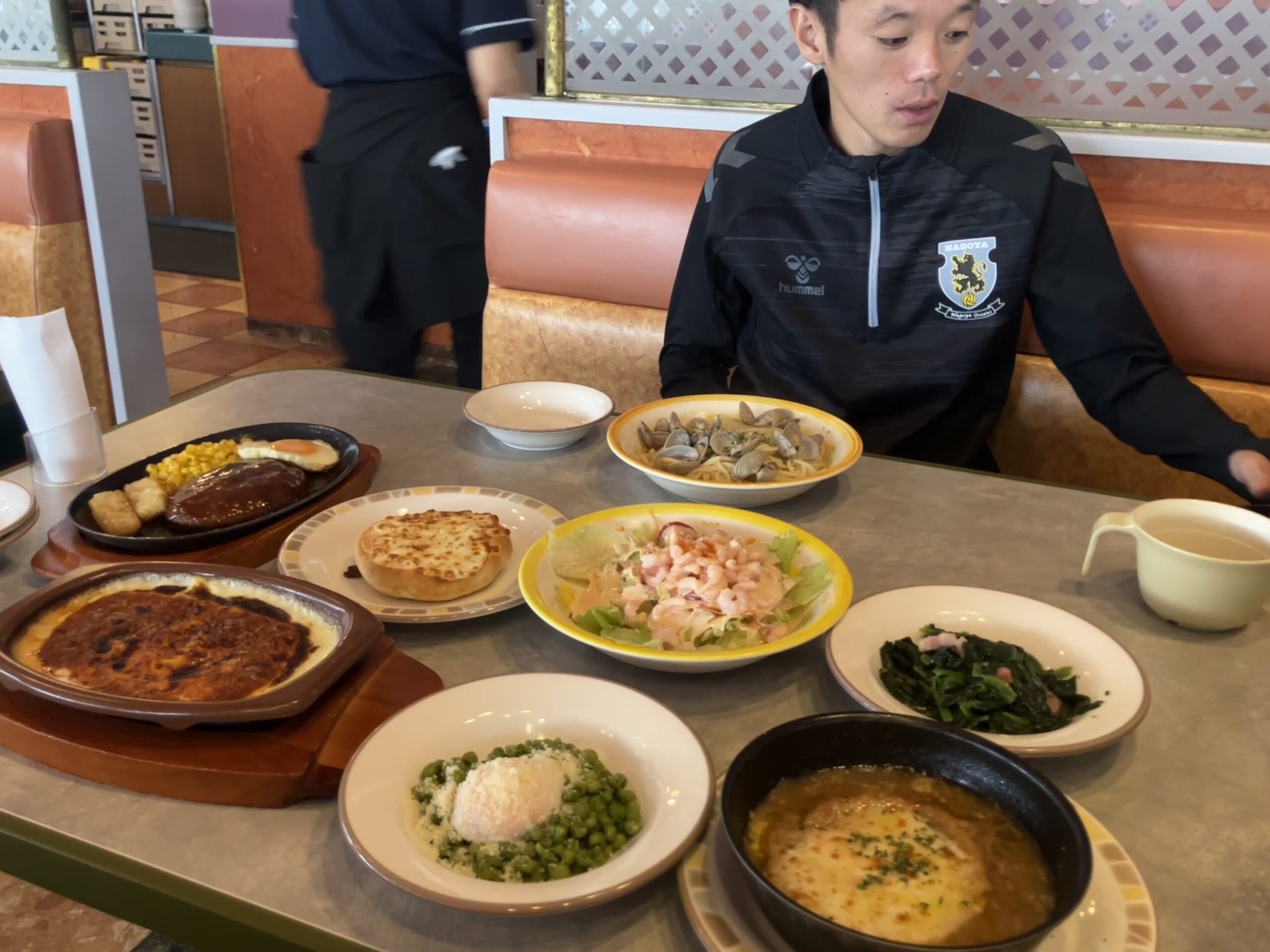 【桑名校】四日市校の竹村コーチとランチへ！