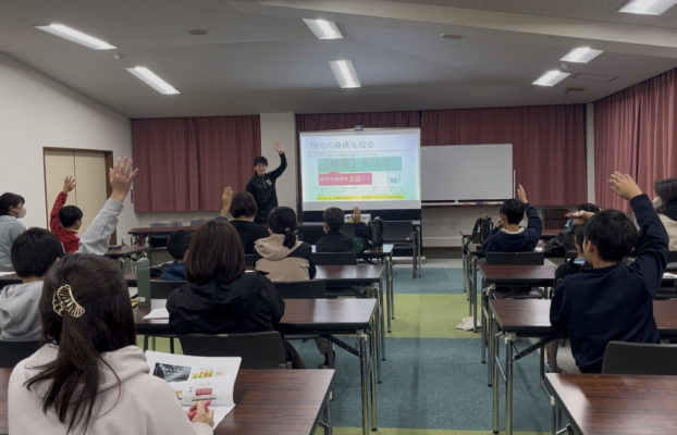 【四日市校】外部チームへ『スポーツ栄養セミナー』をしてきました🍚