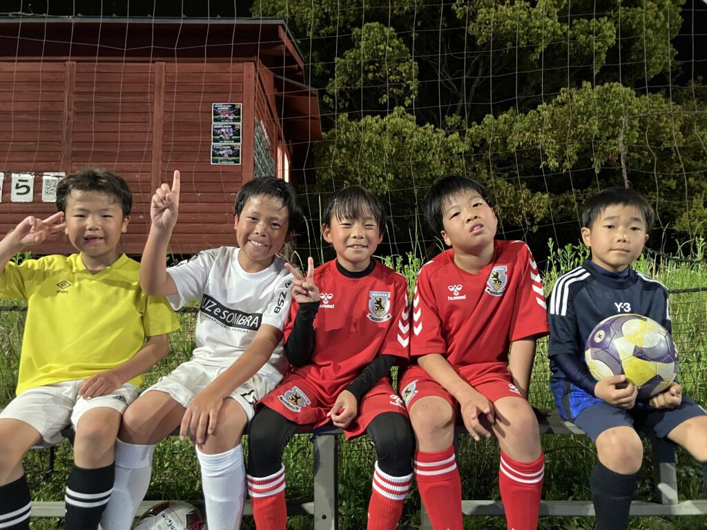 三重　サッカー　フットサル　スクール　習い事